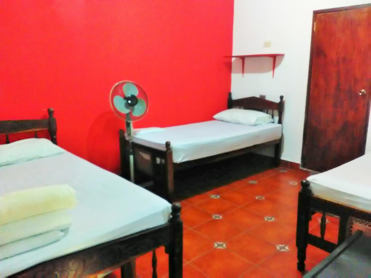 Hostal Casa Ivana León Exterior foto