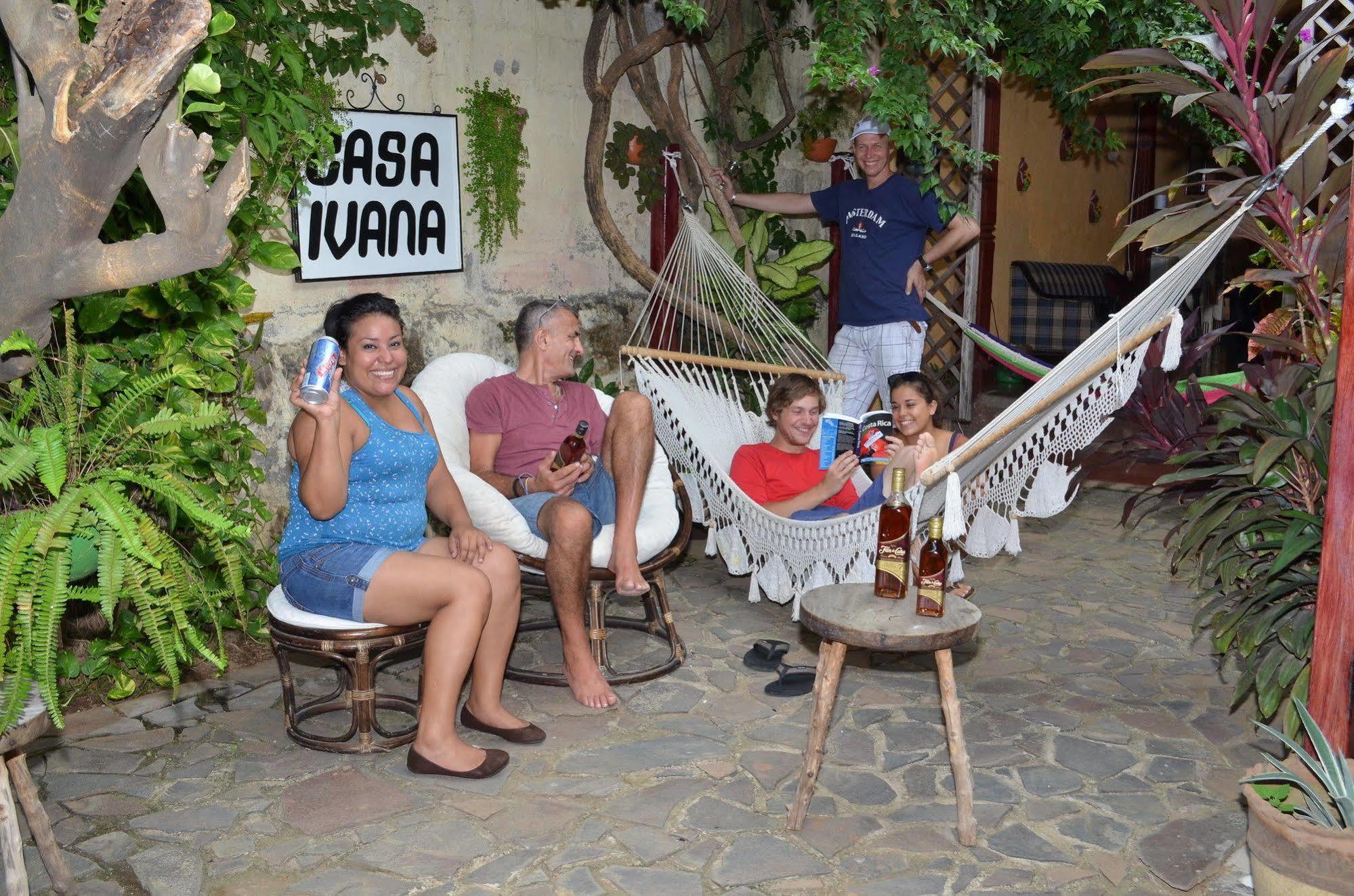 Hostal Casa Ivana León Exterior foto