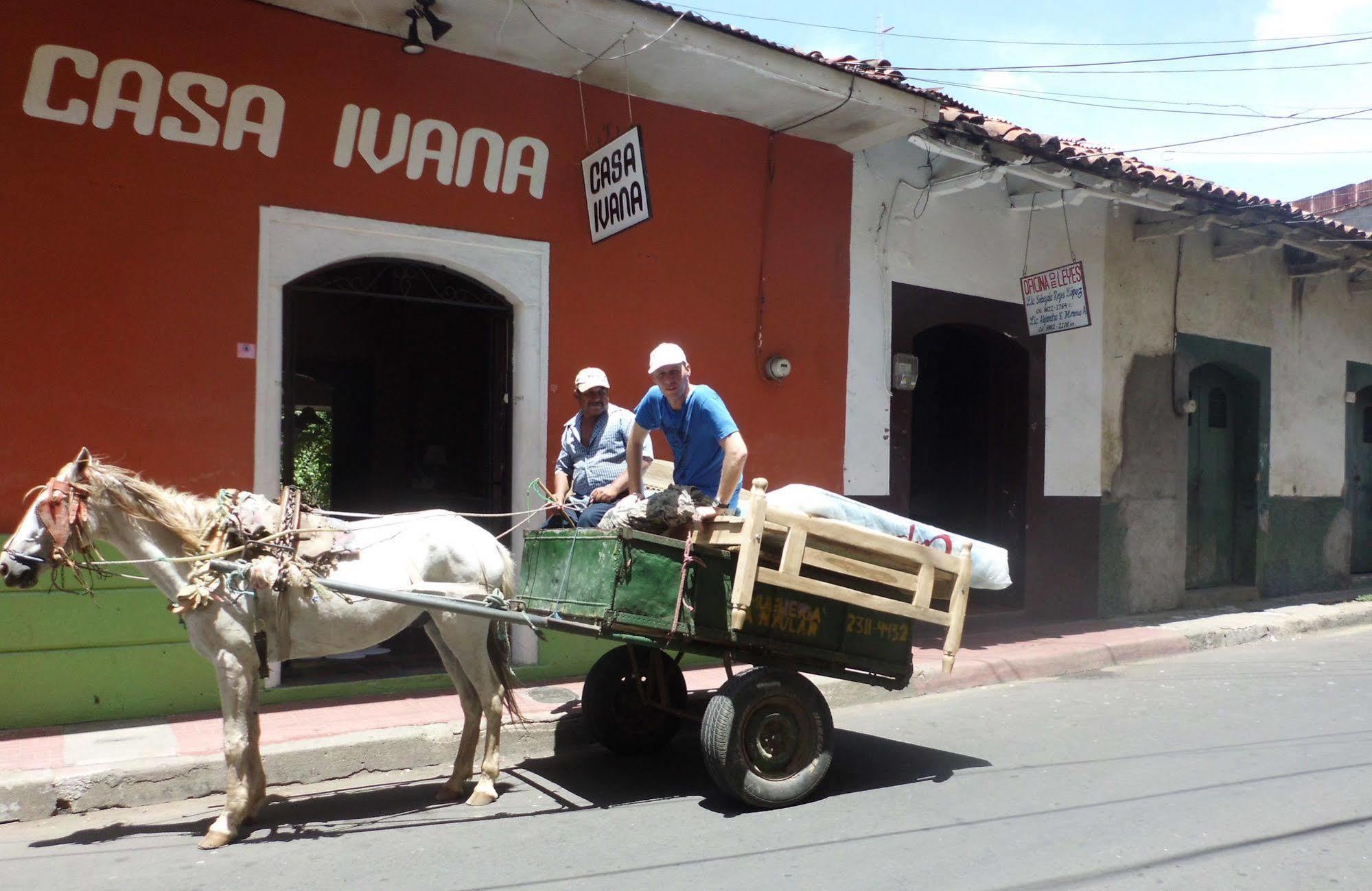 Hostal Casa Ivana León Exterior foto